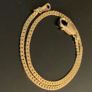 Avon Gold Tine Bracelet.